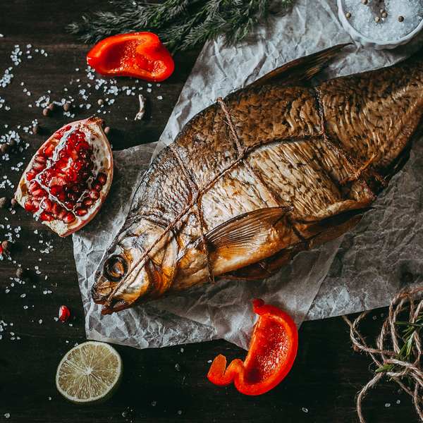 Лещ горячего копчения 